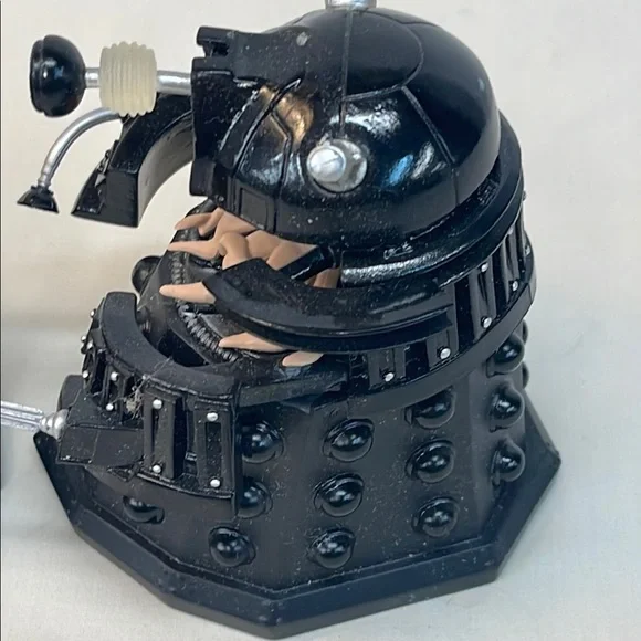 Set of 2 Dr. Who series Delek 3.5 inch figures by Funko pop - Picture 8 of 16